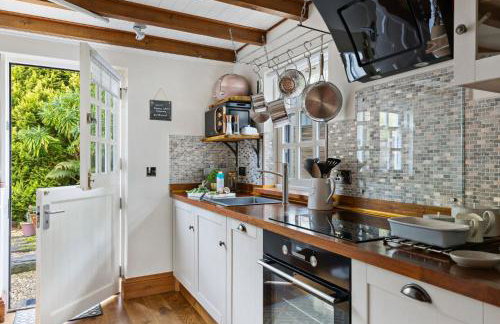 Beryas Cottage - Fireplace - Free Parking & WiFi - Pet Allowed - Foto 11