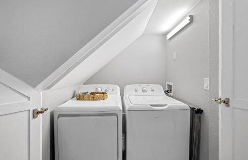 Lake Retreat Hot Tub Game Room Grill - Foto 60