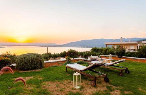 Sunset Paradise - Verga's Utimate Seaview Getaway - Photo 48