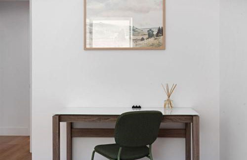 Luxurious 2BR Apartment in heart of Silicon Valley - Photo 11