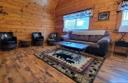 The Grizzly Den Cabin Warrens WI - Foto 13