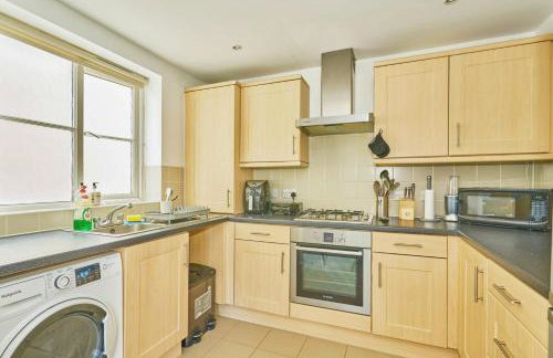 Amazing 2BR Flat in Croydon with Balcony - Foto 10