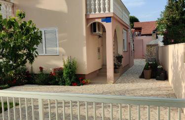 Apartments Juric - Photo 2