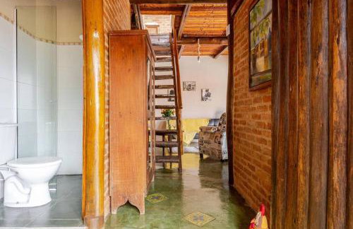 Casa de Hospedes Chalé Rustico com Banheira e Piscina Privativa a 1h de SP Espaço Totalmente Privativo - Foto 26