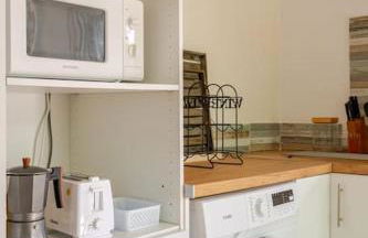 Guest house with shared pool. - Foto 12