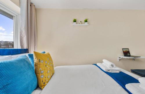 Kingston 5 Bed 2 Bath Contractors Close to Station - Foto 40