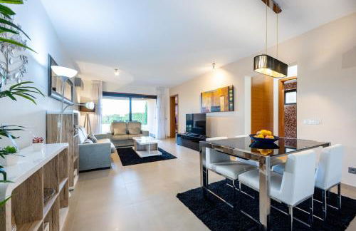 CoolHouses Algarve, Luz 2 bed elegant flat, private pool & garden, SPA facilities, Mar da Luz 19 - Foto 4