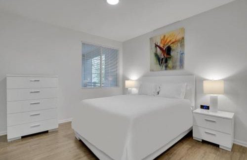 Global Luxury Suites at Town Center - Photo 92