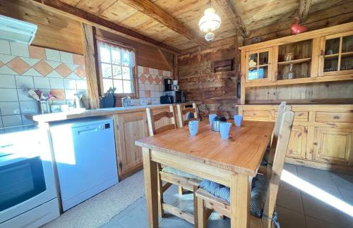 Charmant Mazot Savoyard avec WIFI et Animaux Acceptés - FR-1-505-217 - Foto 13