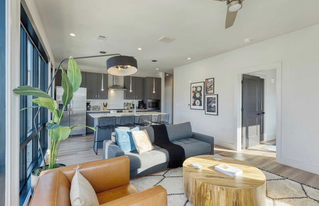 New Modern 2bdr in Walkable Midtown w/ Gym, Pool Honkey-tonk by Avantstay - Foto 26