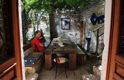 Kamene Priče rooms, music and food - Photo 62