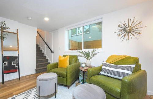 Bright & Modern Basement Apartment DT N'hood - Foto 3