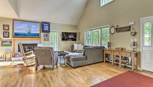 Pet-Friendly Grand Pine Bush Retreat on 2 Acres! - Foto 5