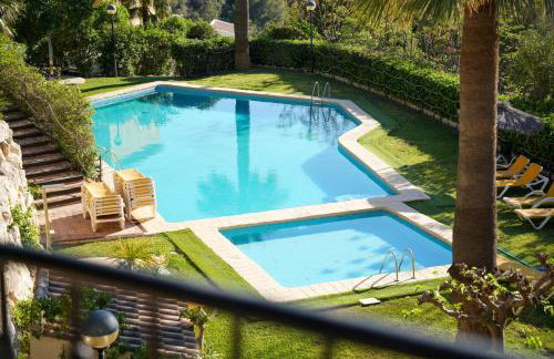 Altea Hills 3BR House with Private Garden - Photo 32