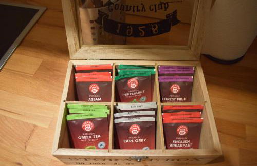 Bliss Place - Serviced Apartment - Arbeitsplatz, Zentral, Küche, Waschmaschine, SmartTV - Foto 14