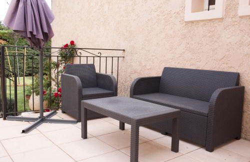 Les murmures du Temps Villa 3 Chambres avec Piscine - Foto 5