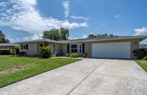Sunny Cottage with lanai and garage, only 4 miles from Siesta Key - Foto 2