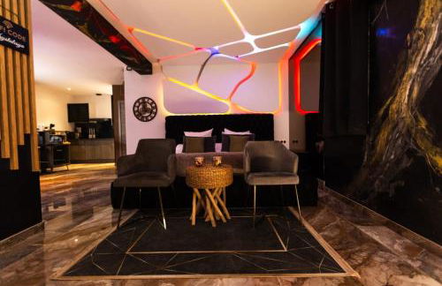 Krystalisya Room Suite Spa Privatif Sauna Jacuzzi Siege Massant - Foto 1