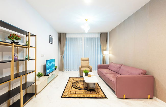 Moonway Luxury Suites At Eaton Residence - Photo 68