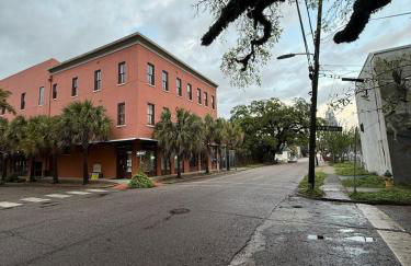 Exposed Elegance - Foto 31