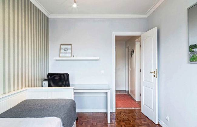 Large Contemporary 3 Bedroom Apartment - Foto 10