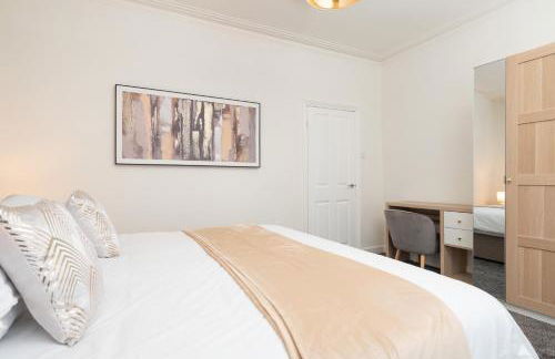 3 Bed House Near Liverpool Parking Sleeps 5 - Foto 52