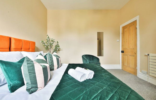 4 Bed House with Pool Table & Parking - Foto 23