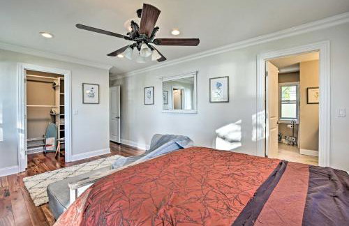 Lakefront Home with Game Room, Theater and Dock! - Foto 14