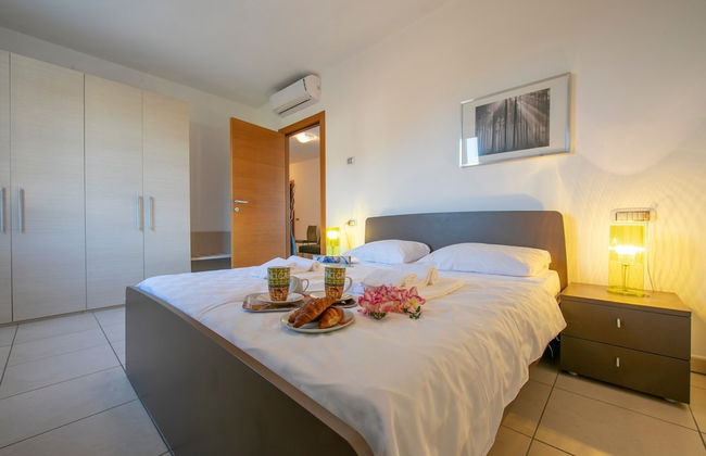 Vista di Maccagno Fantastico Pool - Foto 4