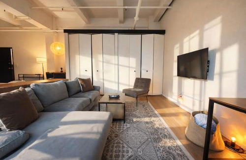 Westown Studio Apt Near Fiserv, Baird, and Theater District - Foto 7