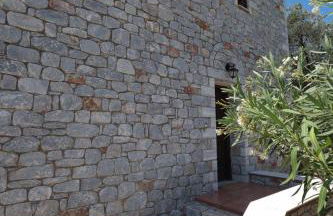 CASA DI MANI KOTRONI Vacation 2 bedroom Maisonette with shared pool - Foto 2