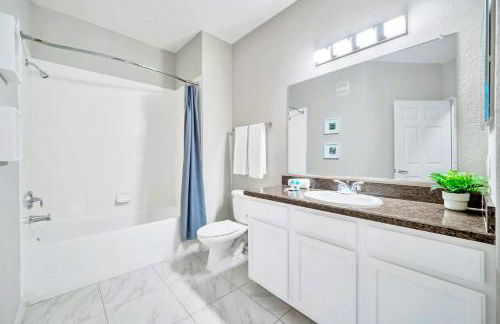 Near Disney - 3BR Condo - Games Pool & Sauna - Foto 37