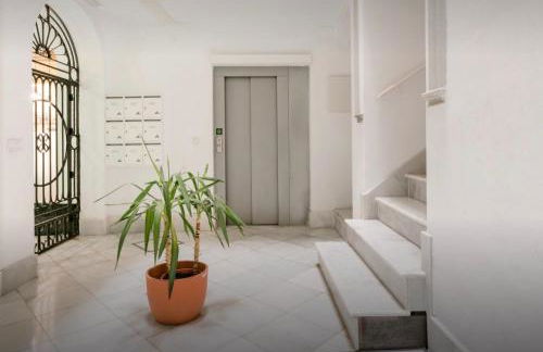 Diseño y confort junto a la catedral - Foto 48