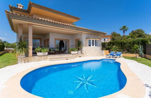 3 Bedroom Gorgeous Home In Cala Bona - Foto 1