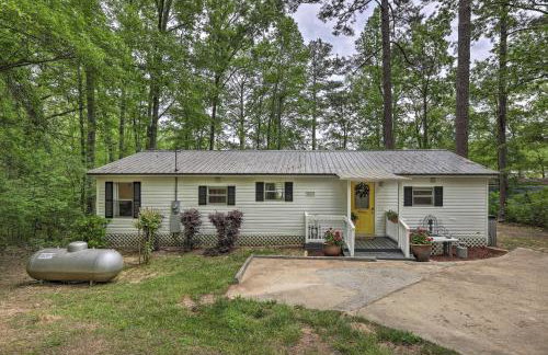 Lakefront Sparta Home Fire Pit, Dock and Kayak - Foto 28