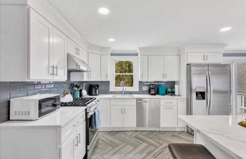 Cirlene's Beach Retreat - Photo 35