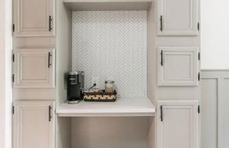 Cozy 3BR Country Retreat with Porch Games & Modern Comforts - Foto 24