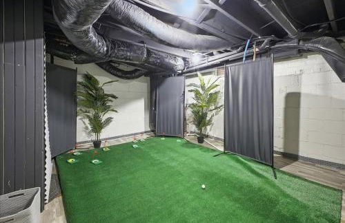 Family Spacious 5BR Retreat w Game Filled Basement Suite - Foto 39