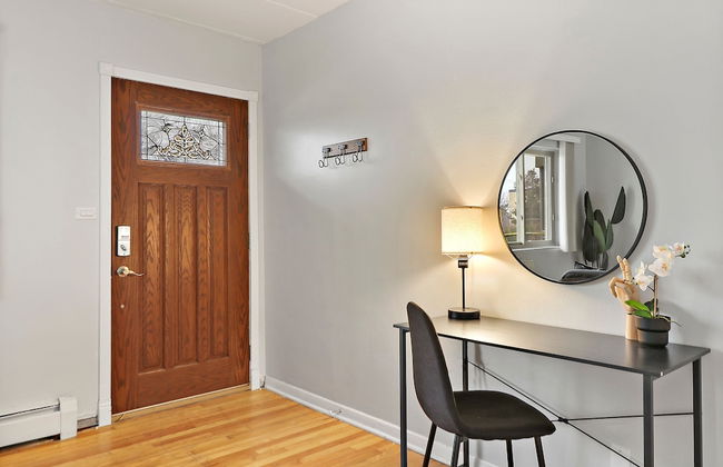Lush 1BR Apt in Quiet Arlington Heights - Foto 13