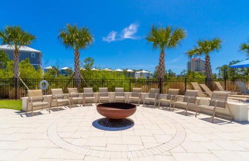 Sandy Cheeks Pet Friendly - Photo 96