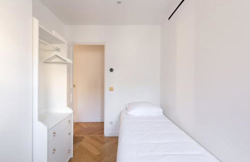 Le Marais - Iconic Penthouse with Balcony - Foto 37