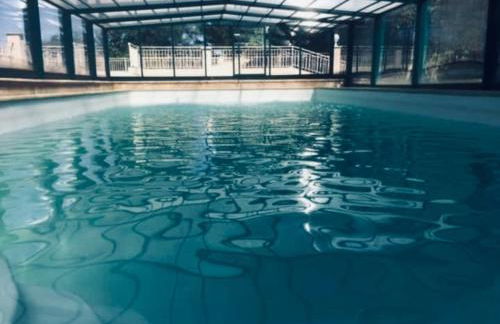 CHALET PISCINE COUVERTE/JARDIN/TERRASSE - Foto 10