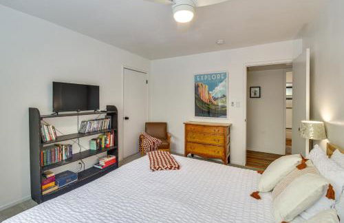 Cozy Retreat with Deck about 2 Mi to Pinecrest Lake! - Foto 19