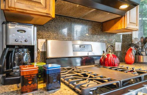 Large Family-Friendly Home on NW Side - Dogs OK - Foto 20