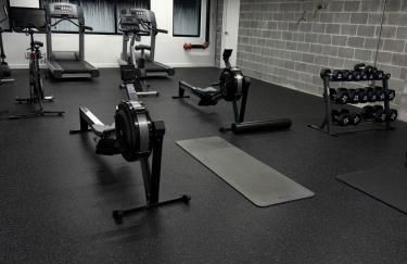 Modern & Spacious 2BR Apartment with Gym & Parking - Foto 37