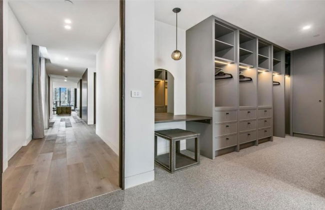 Luxury Penthouse with Bay and City Views - Foto 8