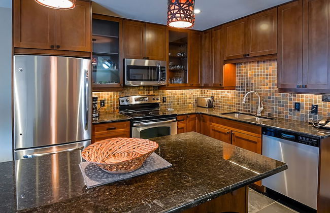 Thunder Ridge by Fernie Lodging CO - Photo 18