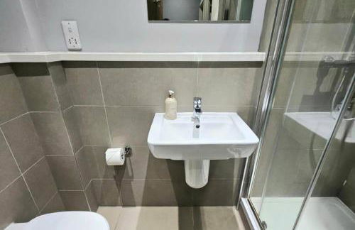 Simple Stays - London Heathrow Luxury Apartment-2nd Floor - Foto 11