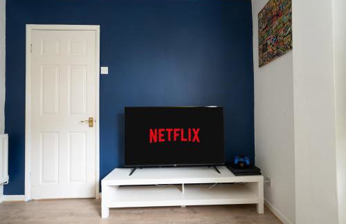 Spacious 5-bedroom home perfect for large groups - Foto 25