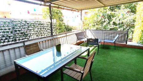 Apartamento entero con terraza en el centro de Rubí - Foto 1